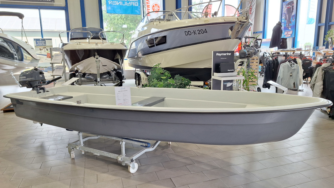 Ruderboot ANK 430 mit Motor
