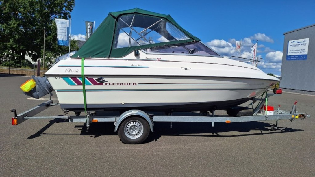 Motorboot Fletcher 18 mit Außenbordmotor Yamaha 100 PS und Nelbach-Trailer