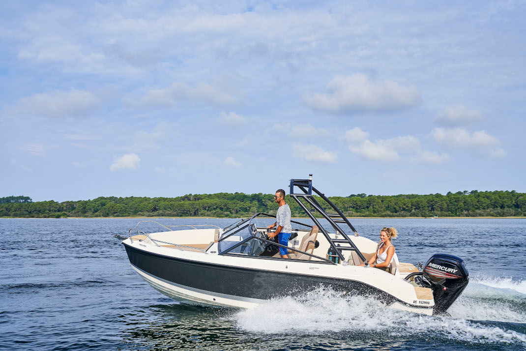 Quicksilver 605 Bowrider