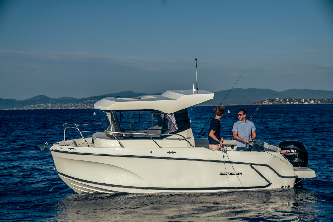 Quicksilver 625 Pilothouse